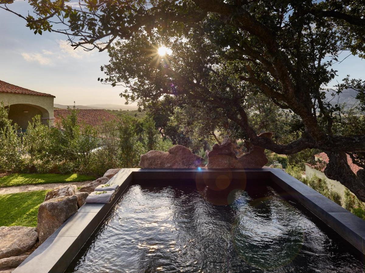 Cascioni Eco Retreat Hotel Arzachena Ngoại thất bức ảnh