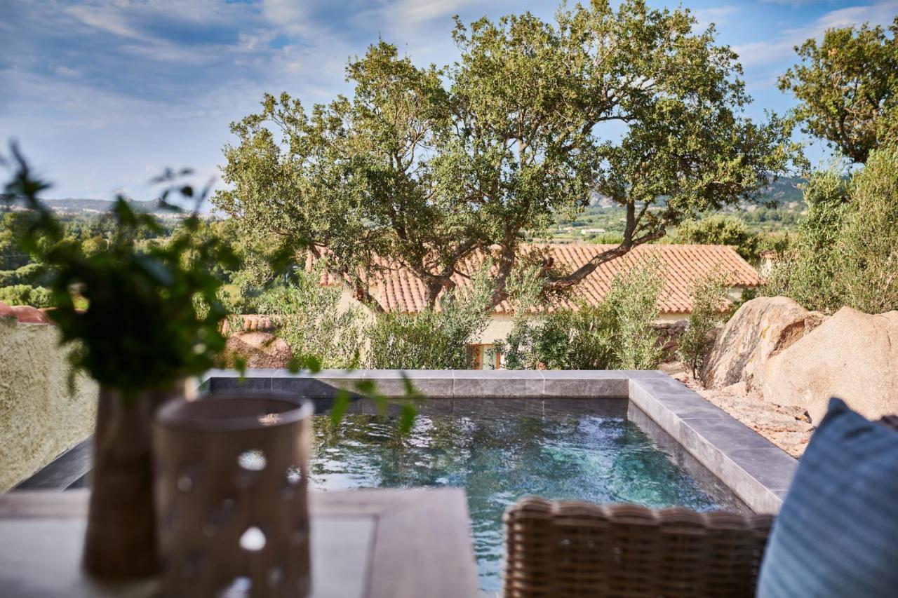 Cascioni Eco Retreat Hotel Arzachena Ngoại thất bức ảnh